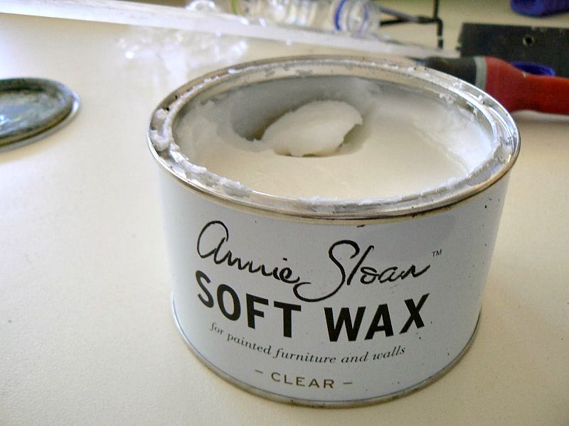 Clear wax Annie Sloan