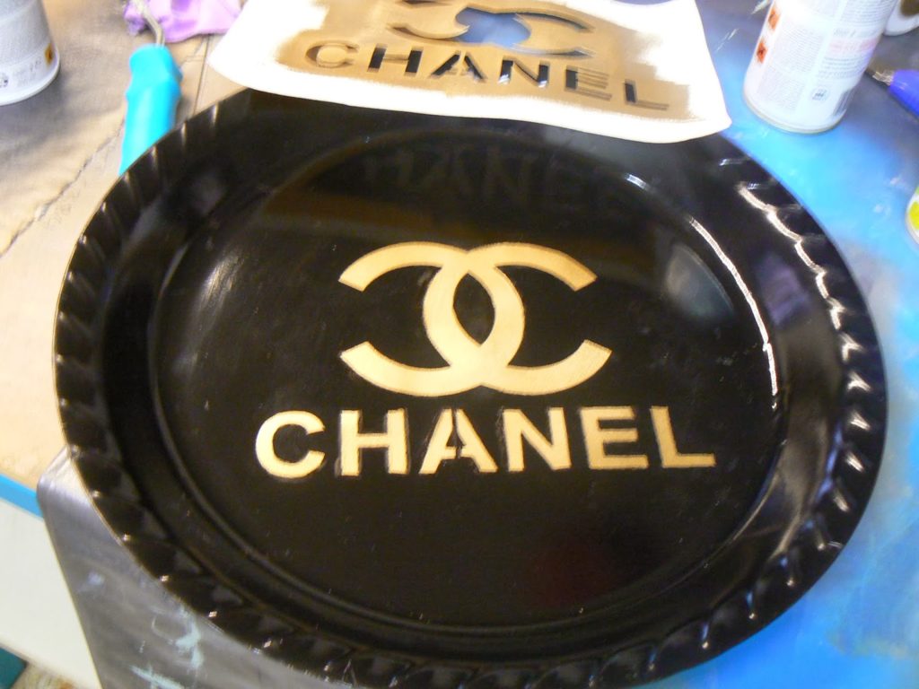 Chanel logo tray diy