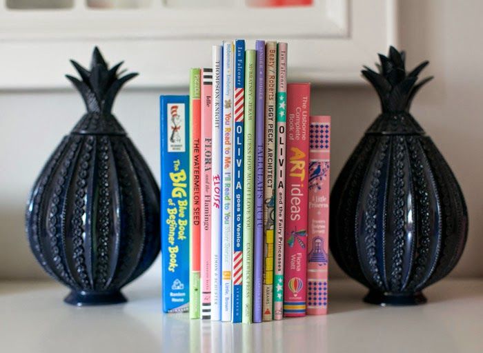 12 Erika Brechtel navy pineapple bookends kids books