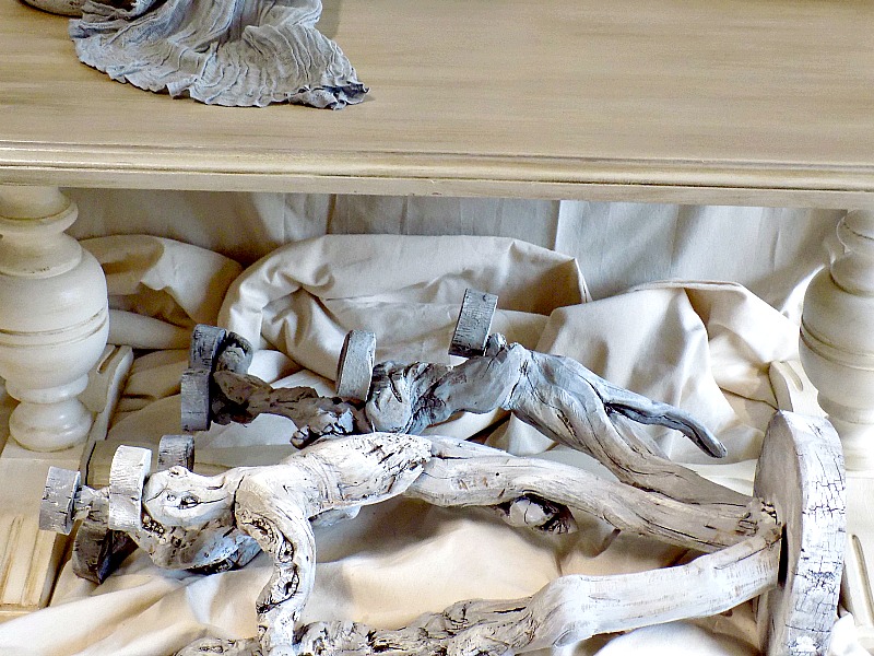 Ανανέωση για ένα παλιό τραπέζι, Paris Grey, French Linen, clear and dark wax by Annie Sloan