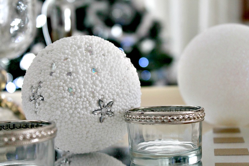 Christmas dining table decorations