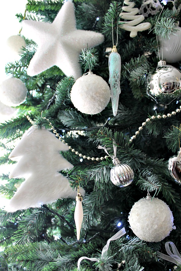 Christmas tree 2015, white and silver christmas tree