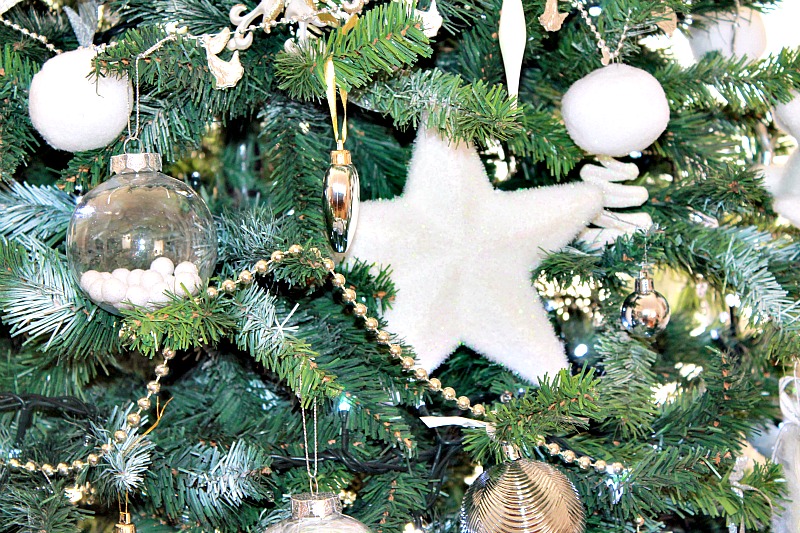 Christmas tree 2015, white and silver christmas tree
