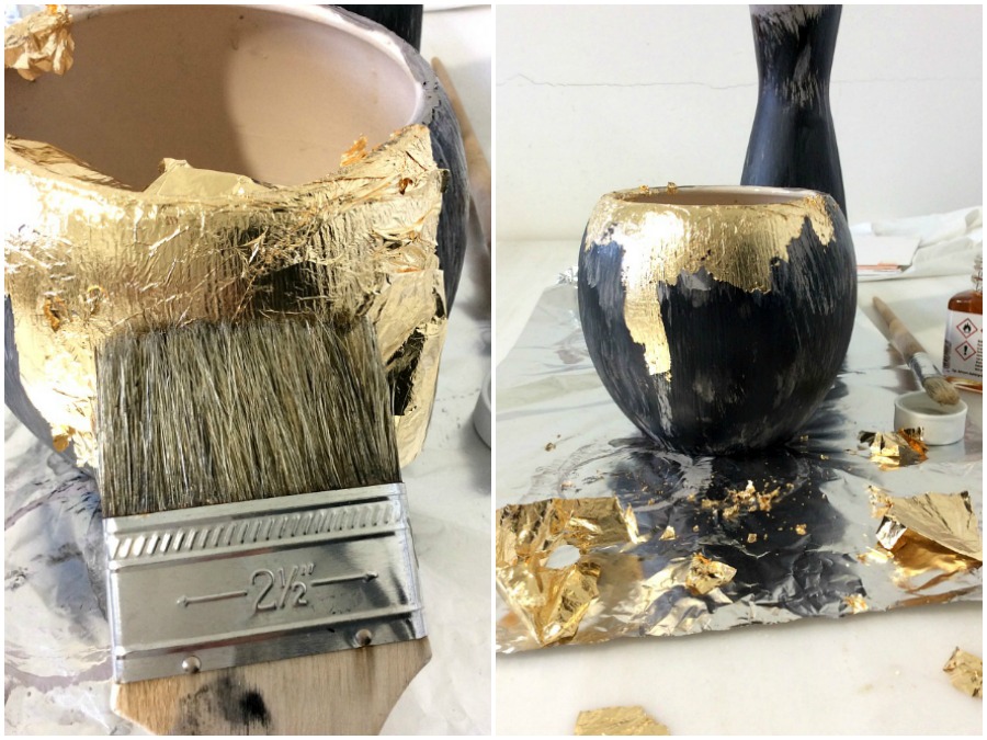 Απλά γυάλινα βάζα μεταμορφώνονται σε διακοσμητικά βάζα με φύλλο χρυσού, βάψιμο με μπογιά κιμωλίας και ακρυλικά χρώματα. Πως εφαρμόζουμε φύλλο χρυσού