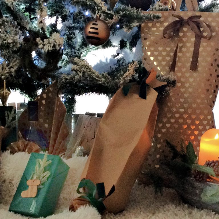 8 ιδέες για χριστουγεννιάτικο περιτύλιγμα δώρων