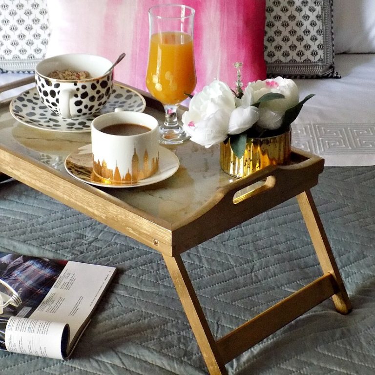 Gold resin marble breakfast tray