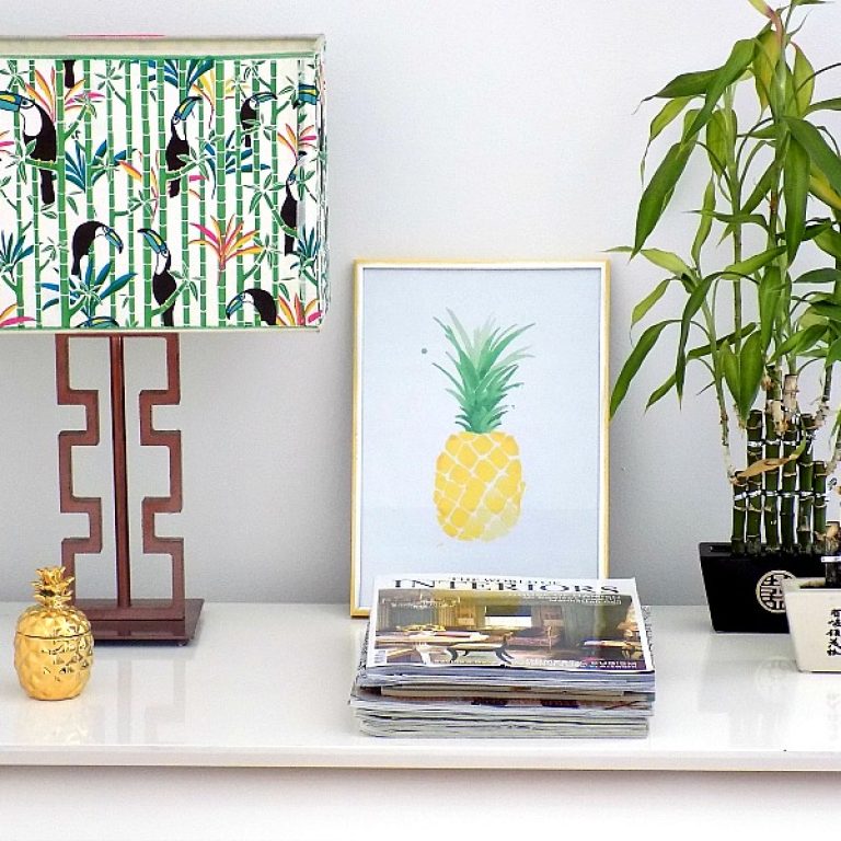 Μοντέρνα εμφάνιση σε ένα παλιό καπέλο λάμπας