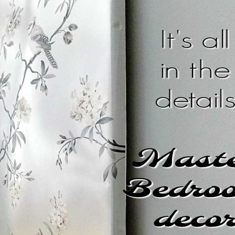 Μικρές διακοσμητικές λεπτομέρειες στη κρεβατοκάμαρα