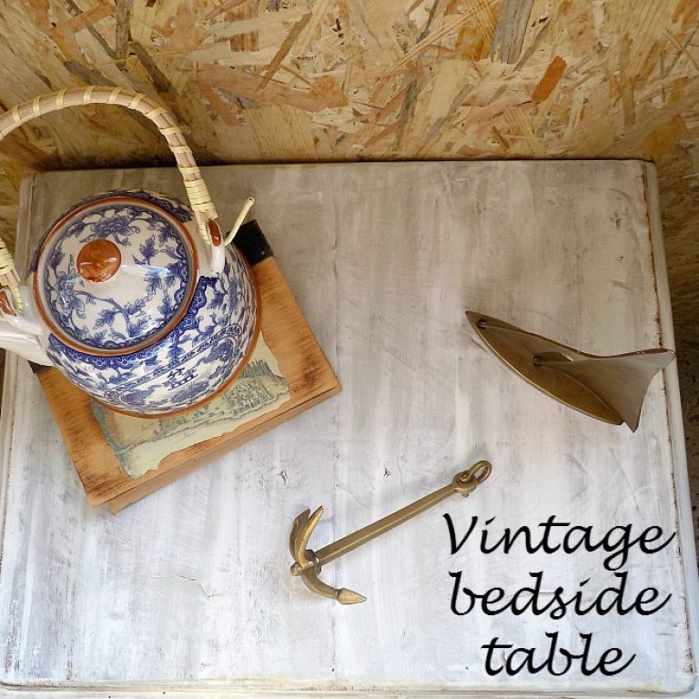 vintage-bedside-table